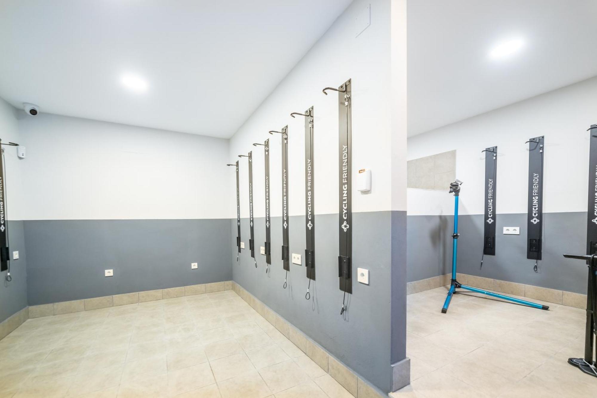 Torreluz Suites المرية المظهر الخارجي الصورة