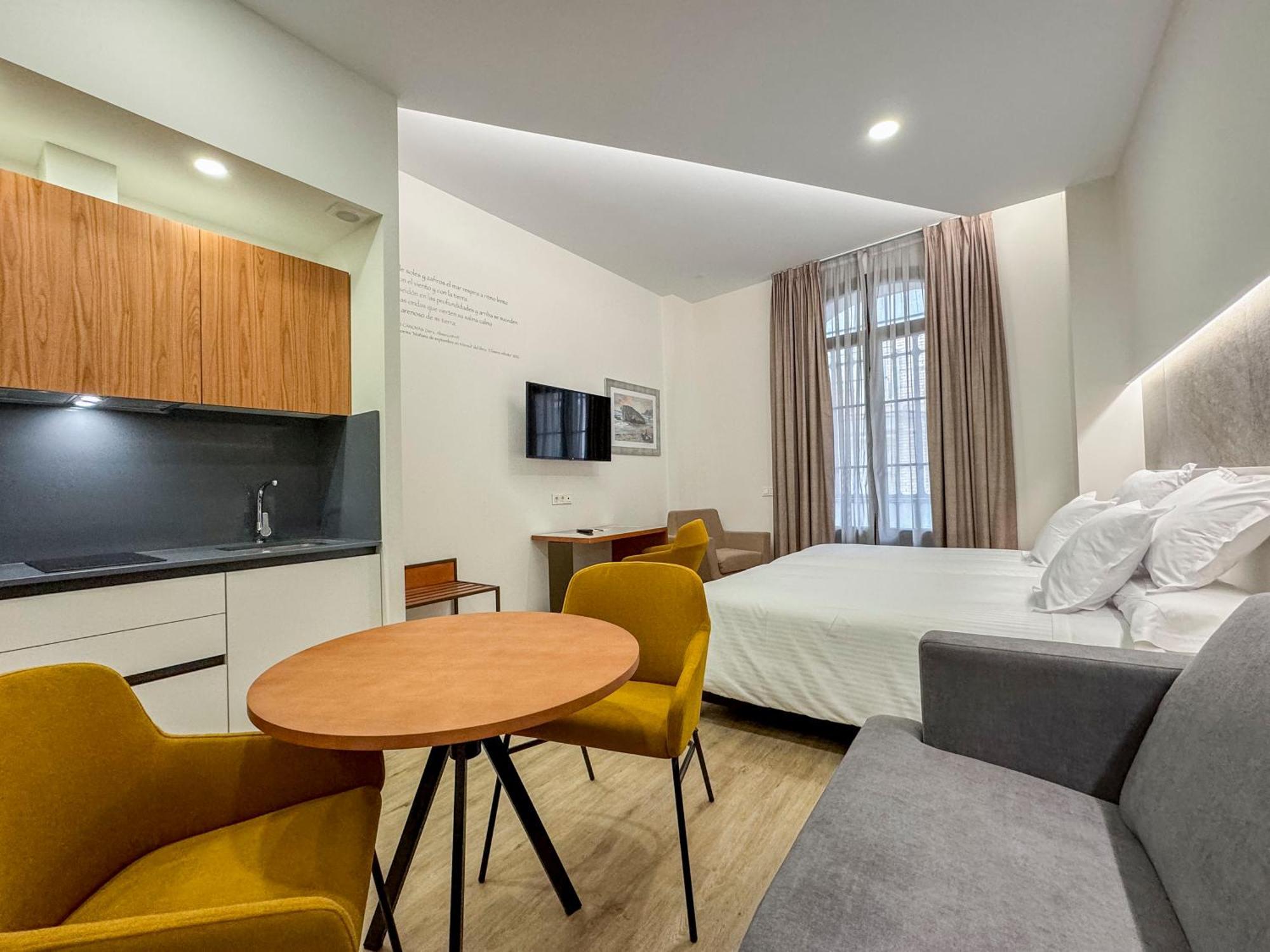 Torreluz Suites المرية المظهر الخارجي الصورة