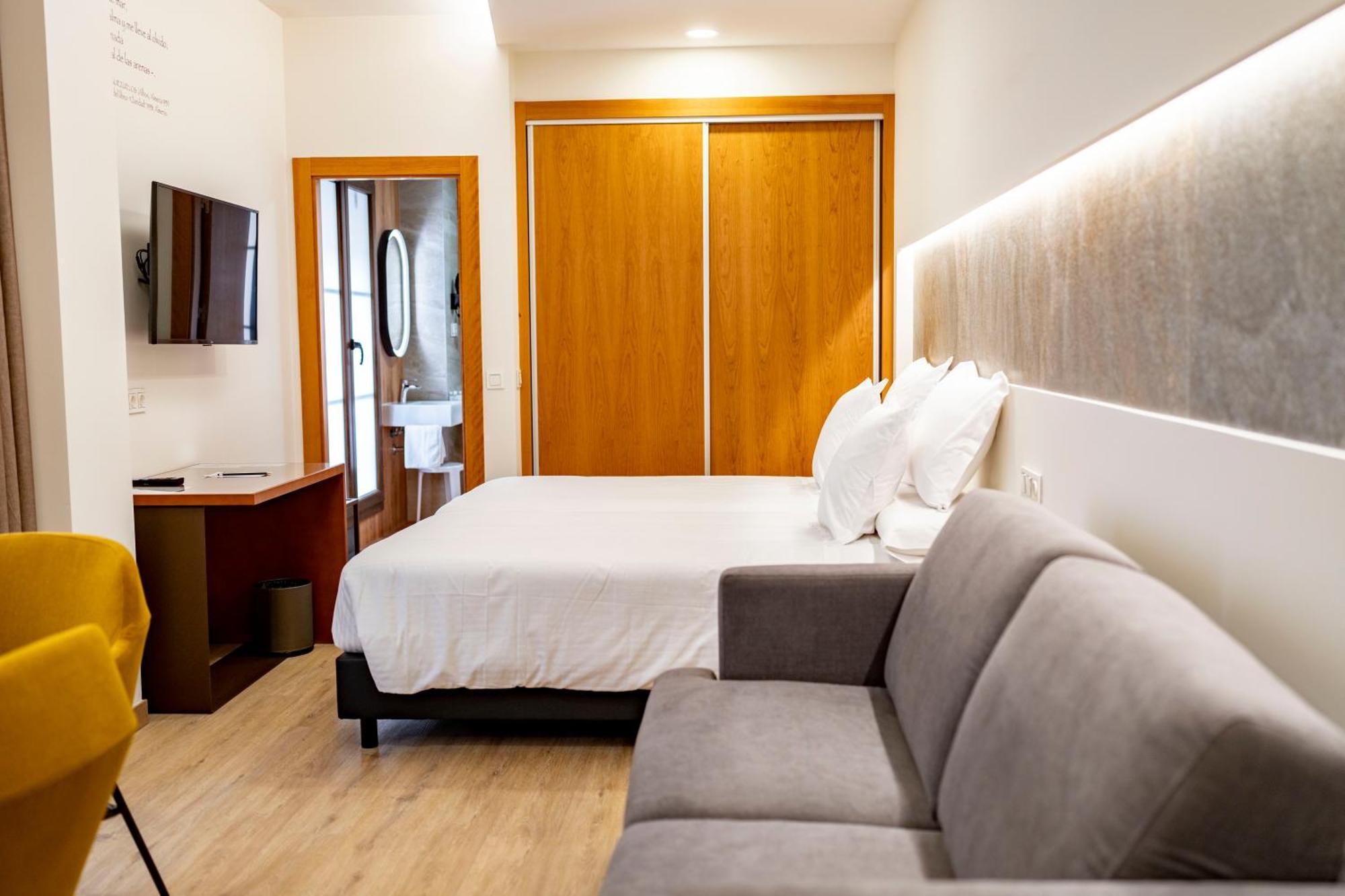 Torreluz Suites المرية المظهر الخارجي الصورة