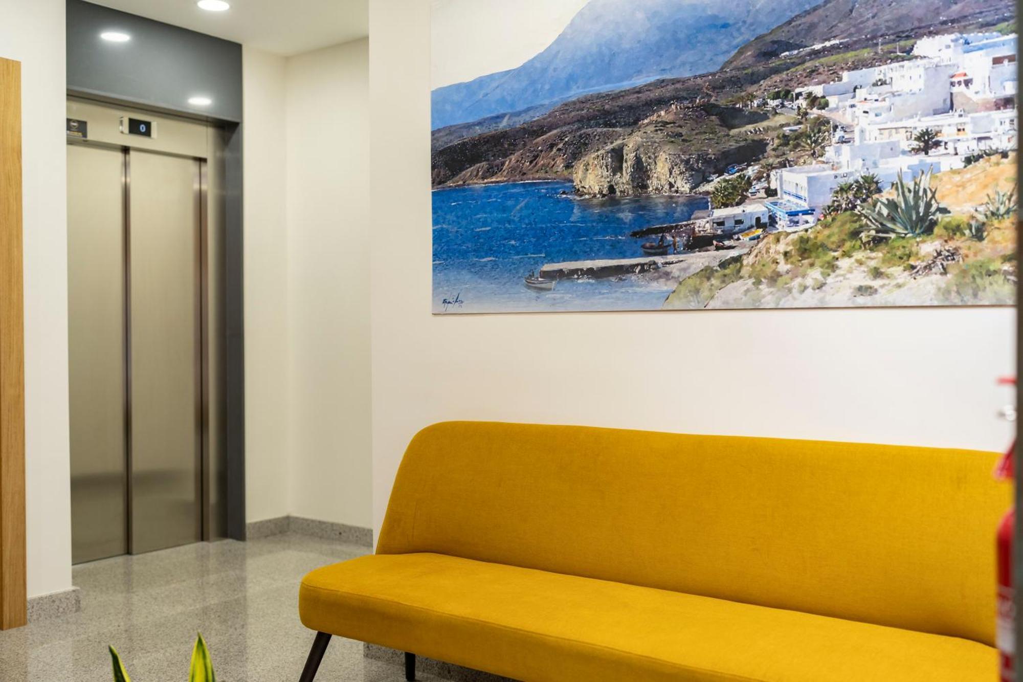 Torreluz Suites المرية المظهر الخارجي الصورة