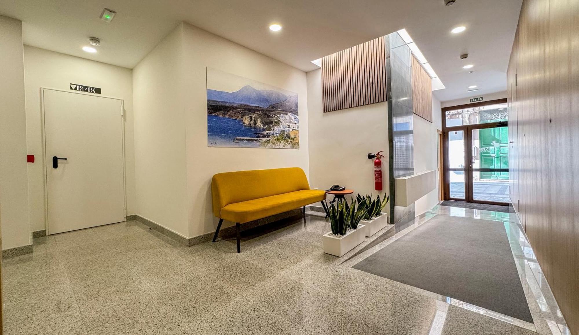 Torreluz Suites المرية المظهر الخارجي الصورة